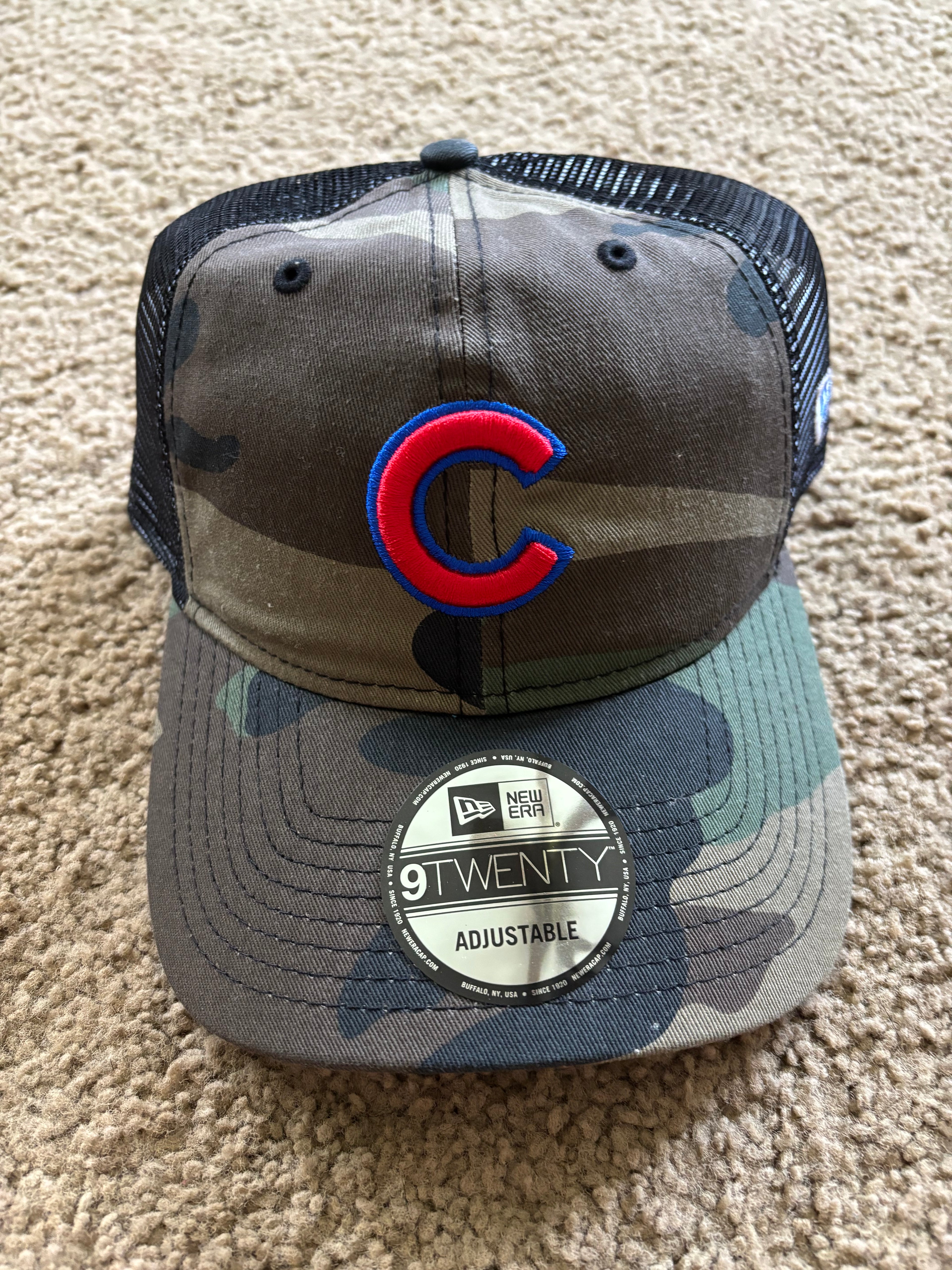 Chicago Cubs camo cap with mesh back